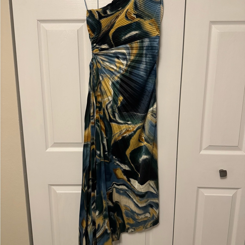 Elegant Multicolor One-Shoulder Dress